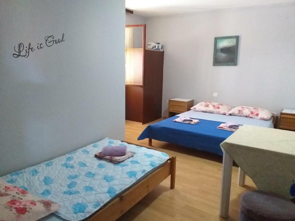 Apartments Vidic Orebić Eksteriør bilde